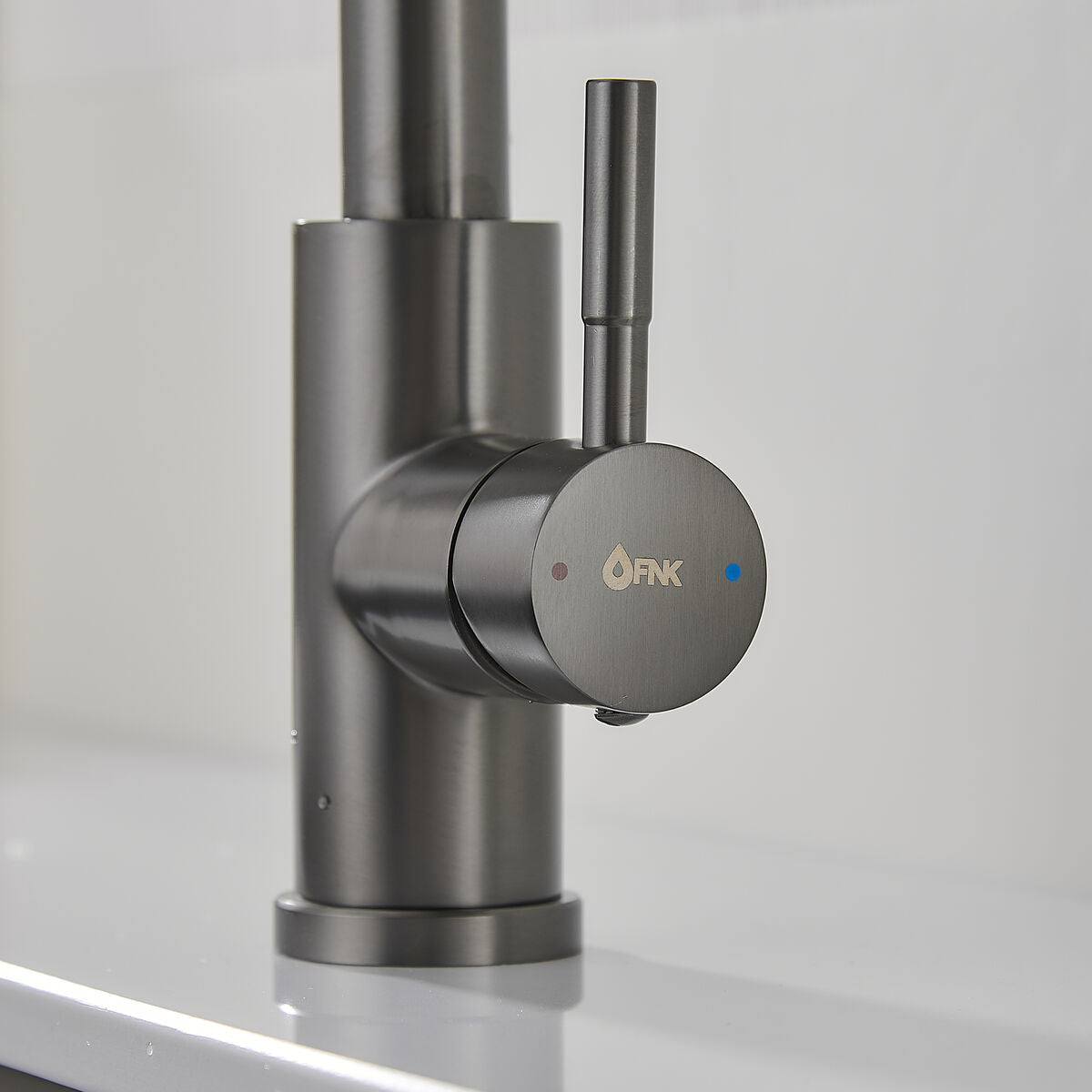 V4HF8969E5E3903ED0AF96D49A95A1F7D1DR6874188P7