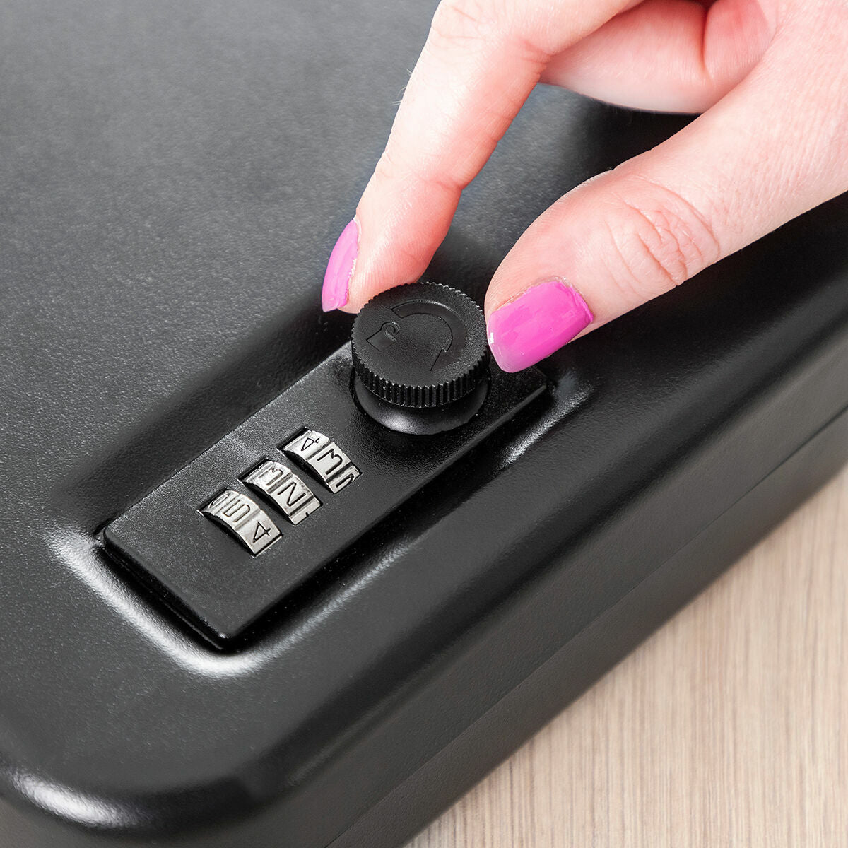 V9H9B78FDE96AE4E0A47BDBFA7133399232R5235395P2