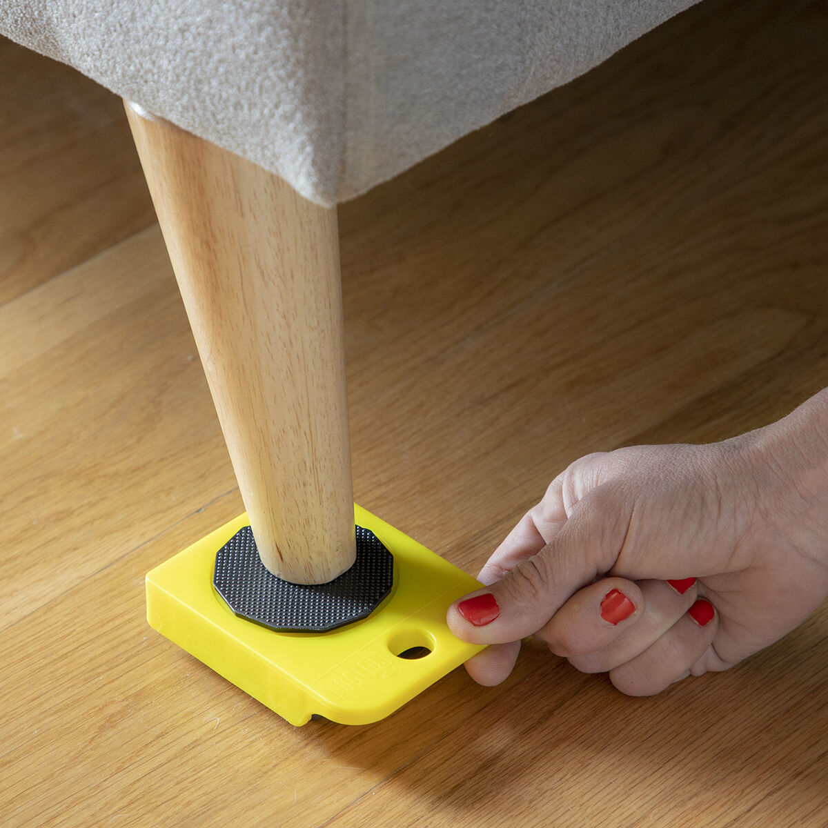 V14H81684C5966502A798C6757005C6AB512R5254915P6